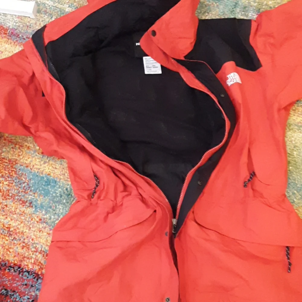 The North Face Red and Black Ski/Snowboard Jacket